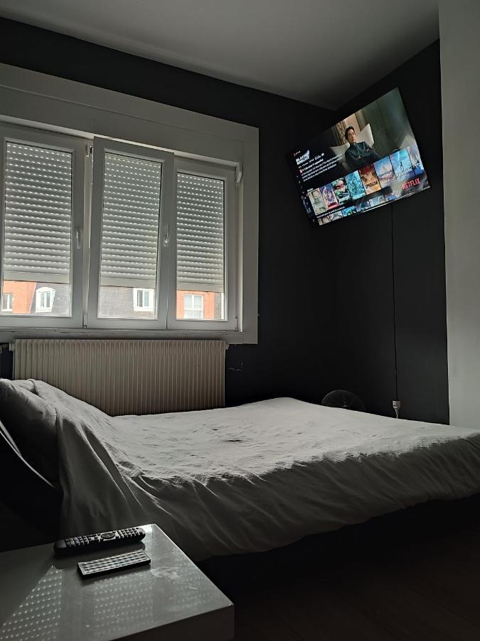Apartamento Chambre Prive Dans Une Maison Avec Terrasse Et Jardin Salles De Bain Partagees Lila Exterior foto